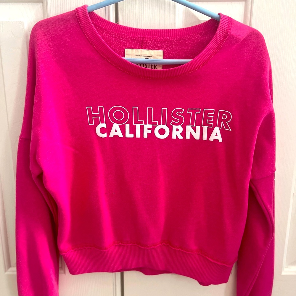 Hollister crew neck